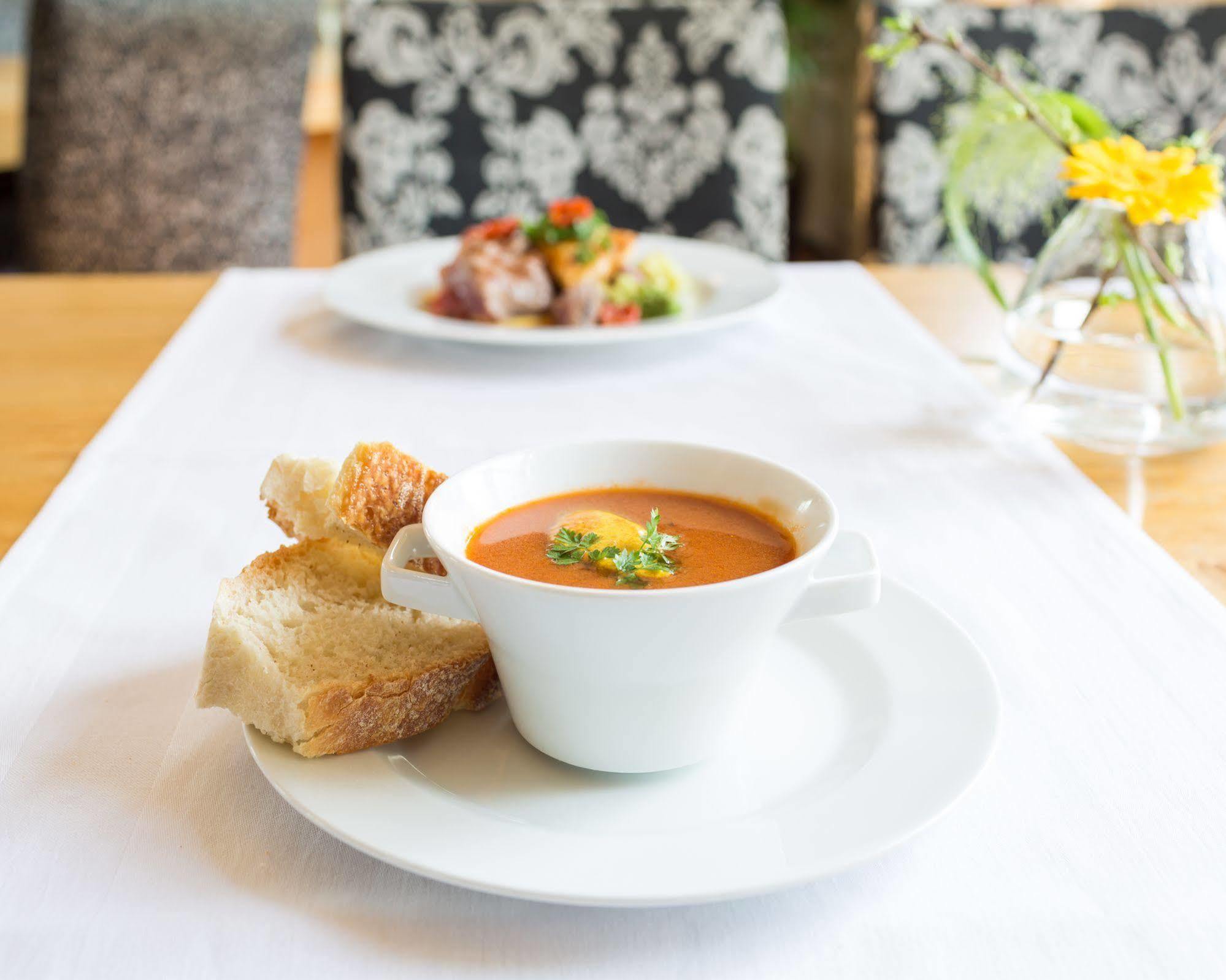 Langedijk Hotel Restaurant De Buizerd מראה חיצוני תמונה